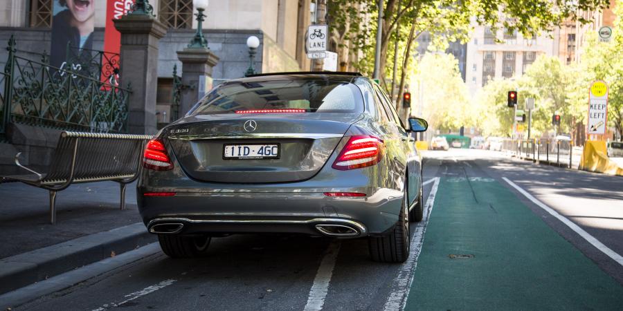  Mercedes-Benz E300 Avantgarde Line 2016 года  (AU) (фото 4 из 23)